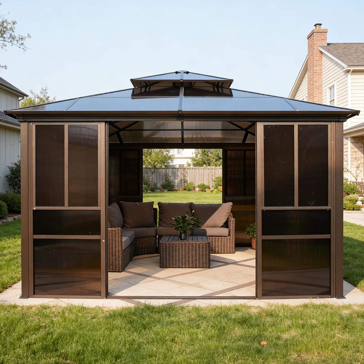 Alora Edge Heavy-Duty Aluminum Frame Outdoor Backyard Solarium With Polycarbornate Roof And Adjustable Panels